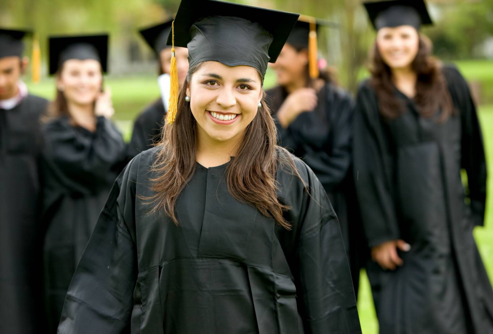 Hebron International College logo