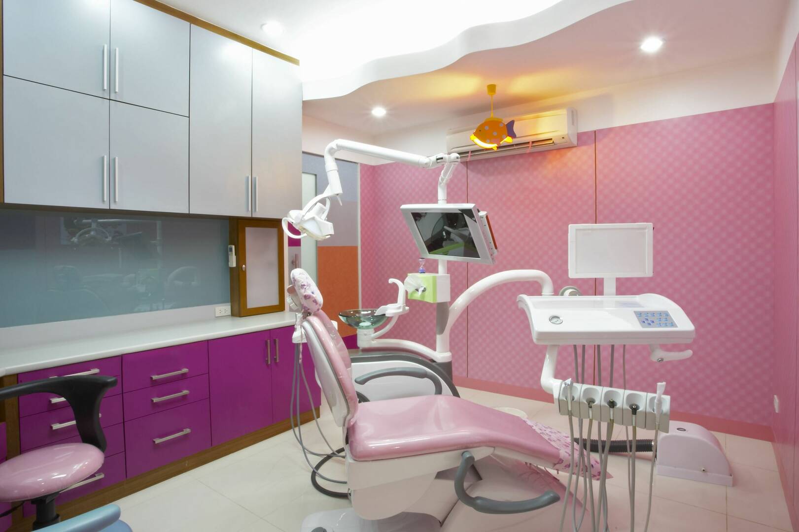 Davis & Beyer DDS PA logo